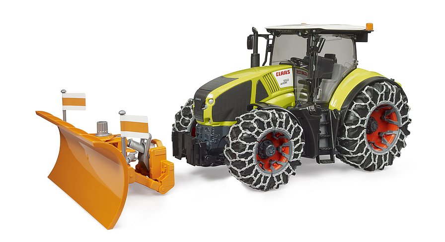  Trattore Claas Axion 950 con catene e spalaneve